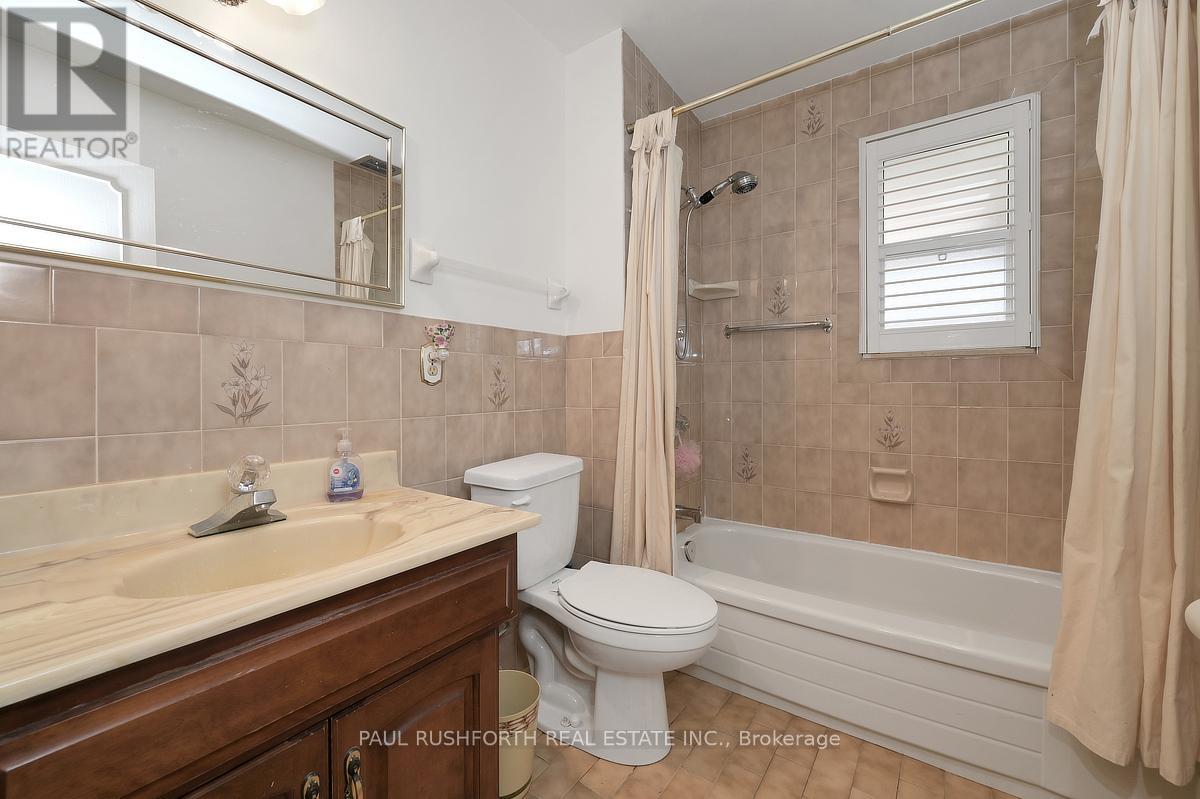 3 Bed, 2 Bath House for Sale in Ottawa – 1075 SECORD AVENUE, Ottawa – MLS# X13462068 - Image 17