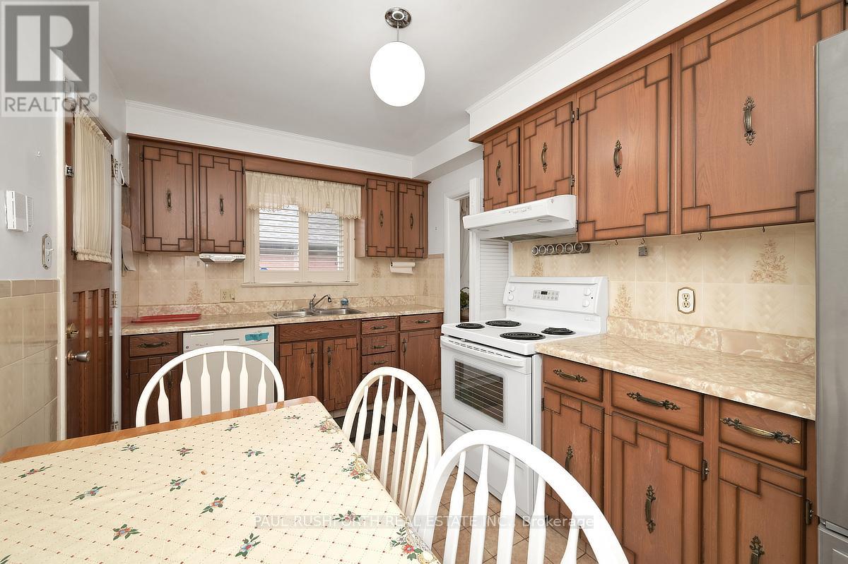 3 Bed, 2 Bath House for Sale in Ottawa – 1075 SECORD AVENUE, Ottawa – MLS# X13462068 - Image 13