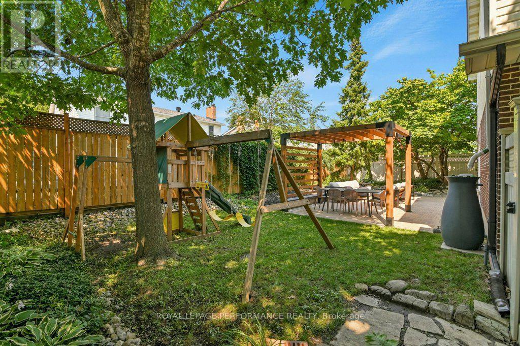 4 Bed, 3 Bath House for Sale in Ottawa – 2401 WYNDALE CRESCENT, Ottawa – MLS# X13641950 - Image 63