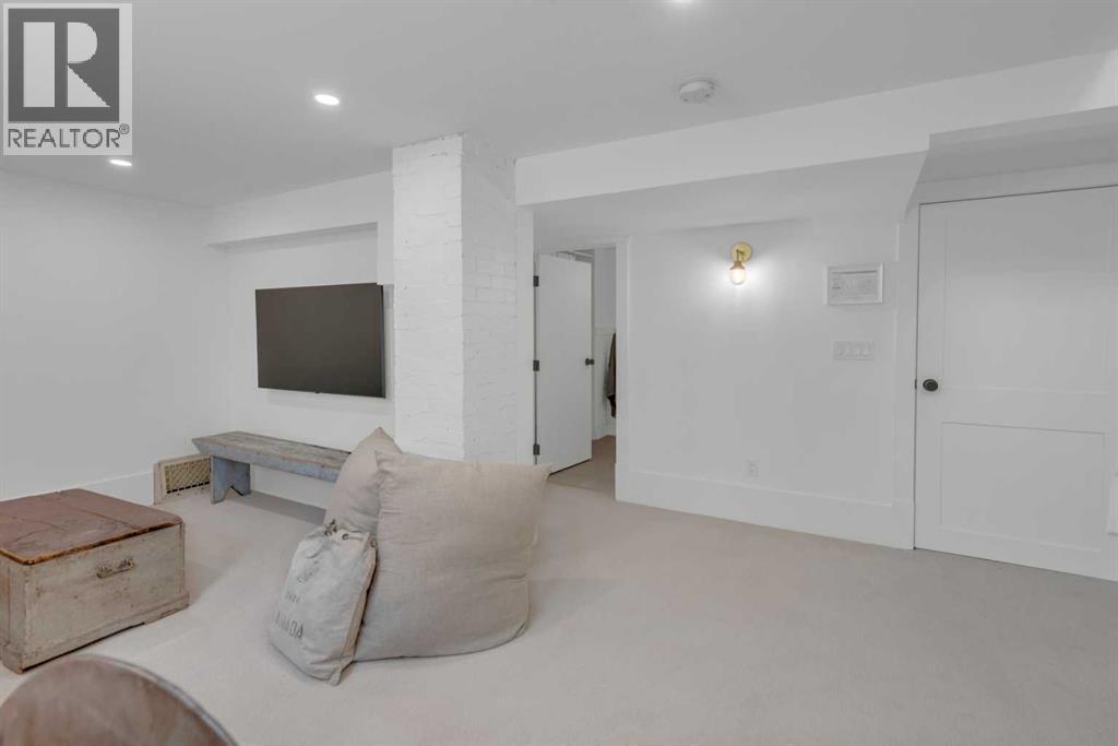 1312 4 Street NW - 24