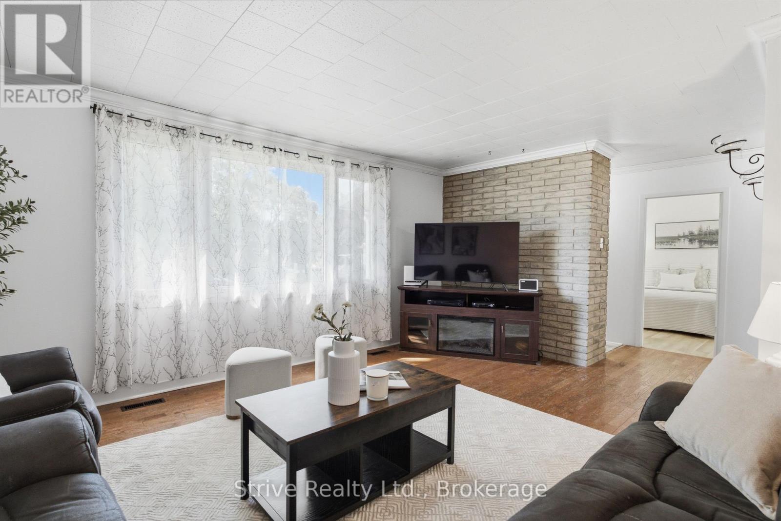 7 ADMIRAL ROAD - Image 10
