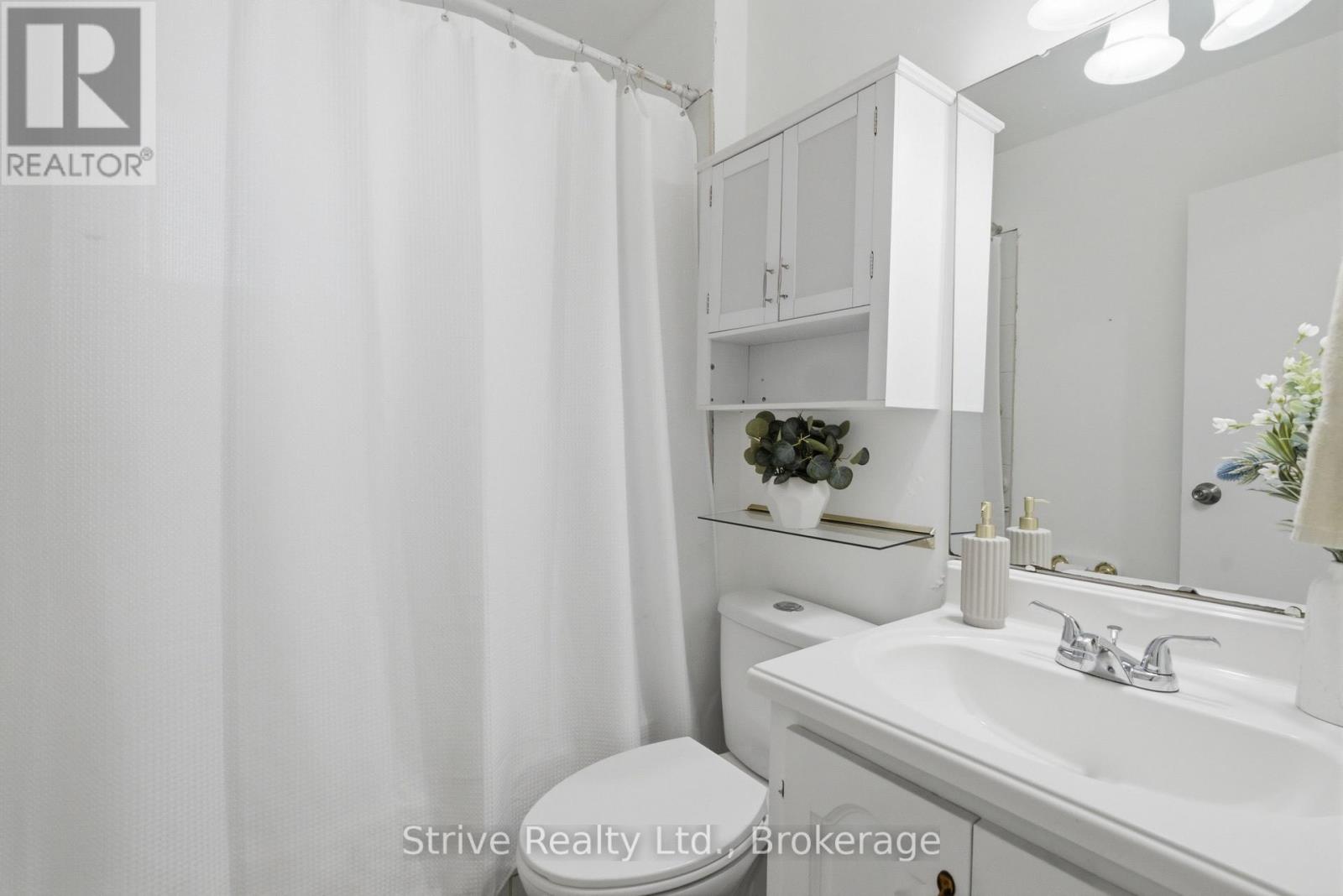 7 ADMIRAL ROAD - Image 18