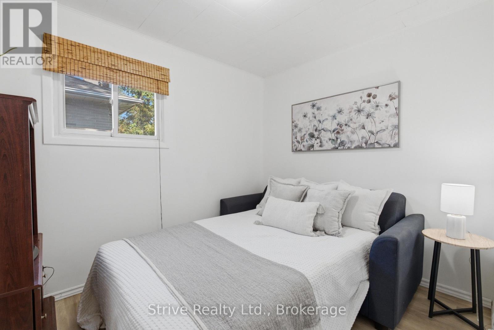 7 ADMIRAL ROAD - Image 19