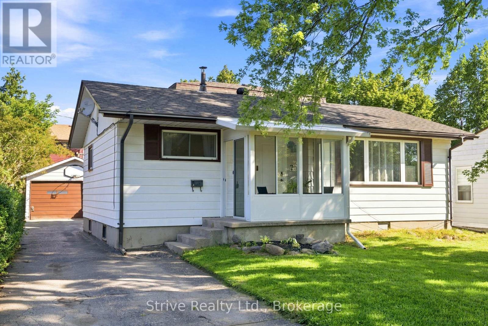 7 ADMIRAL ROAD - 2