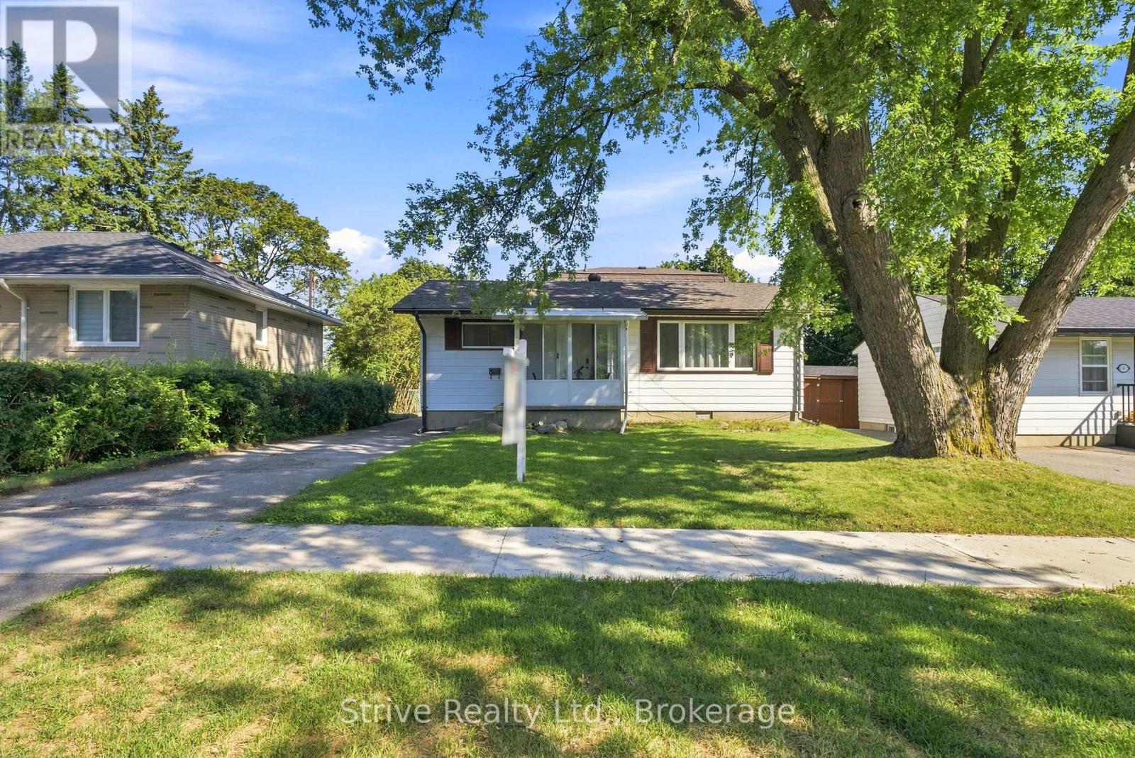 7 ADMIRAL ROAD - Image 3