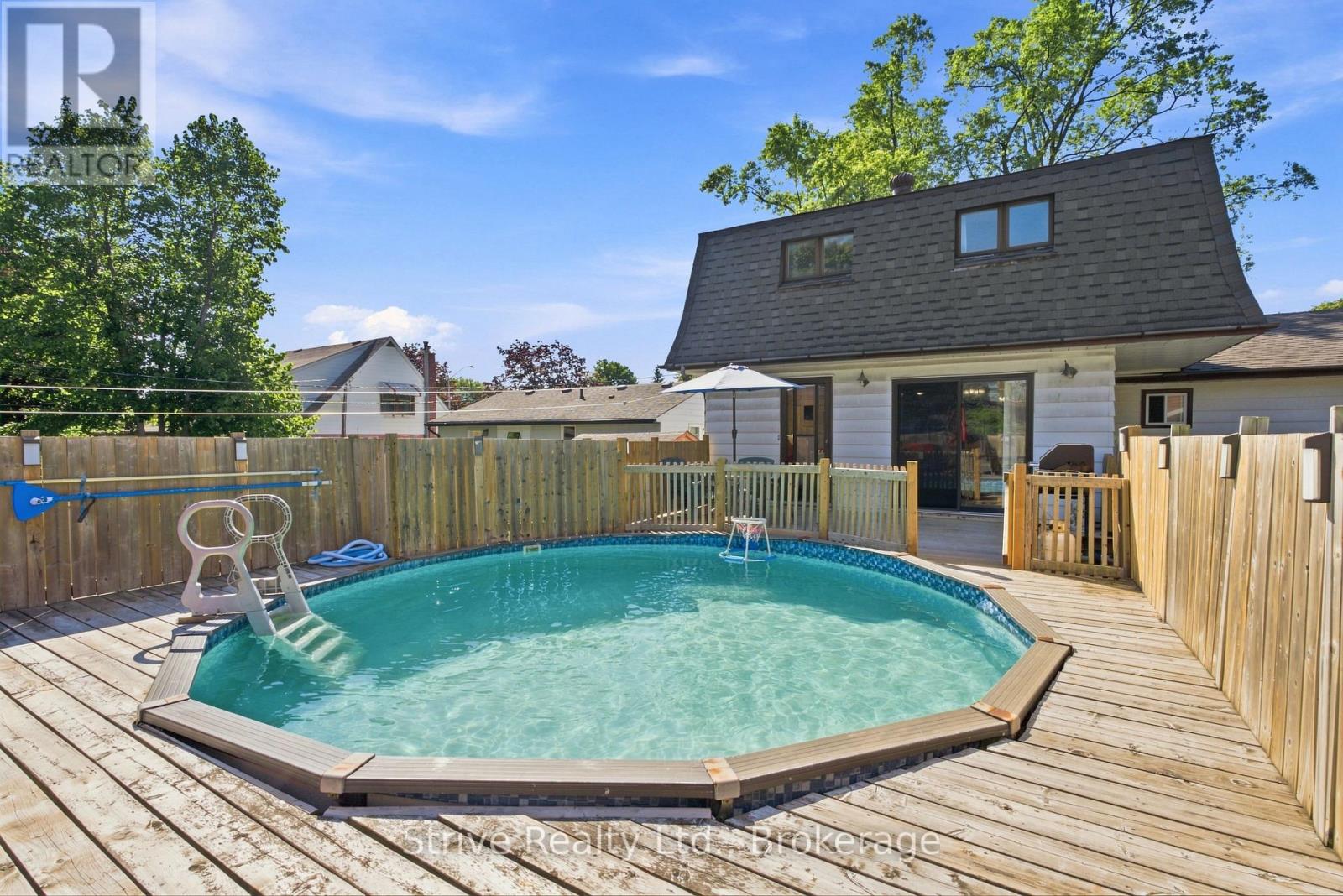 7 ADMIRAL ROAD - Image 35