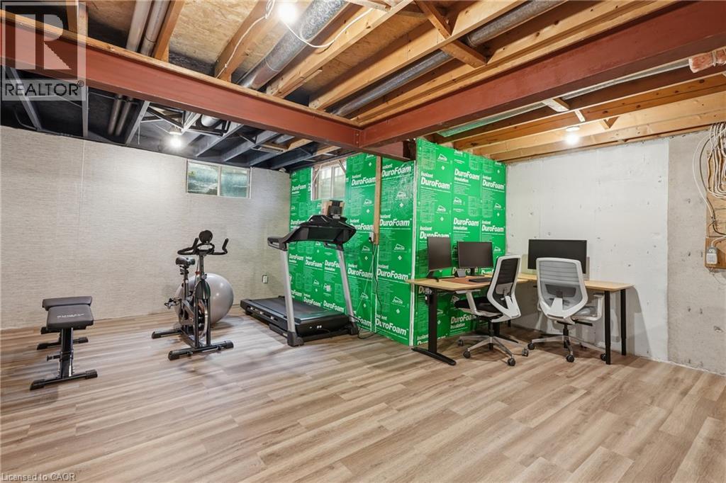 #27 525 BEECHWOOD Drive - Image 33