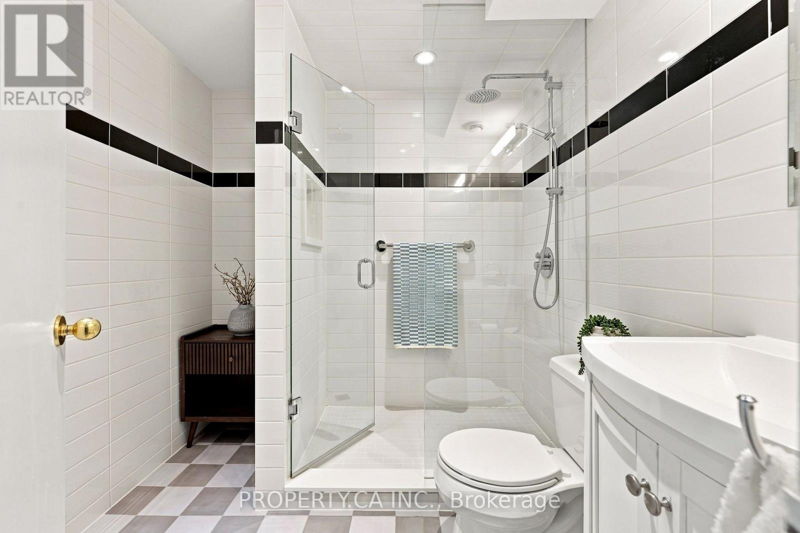 #202 60 MONTCLAIR AVENUE - 21