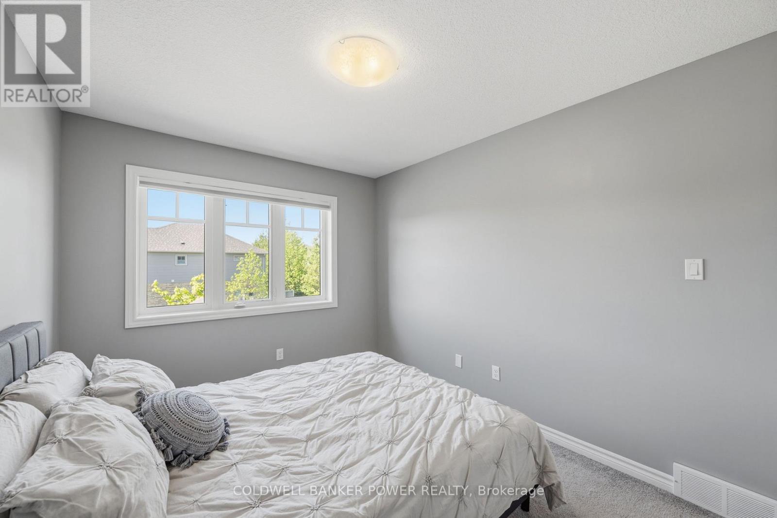 #5 1924 CEDARHOLLOW BOULEVARD - 26