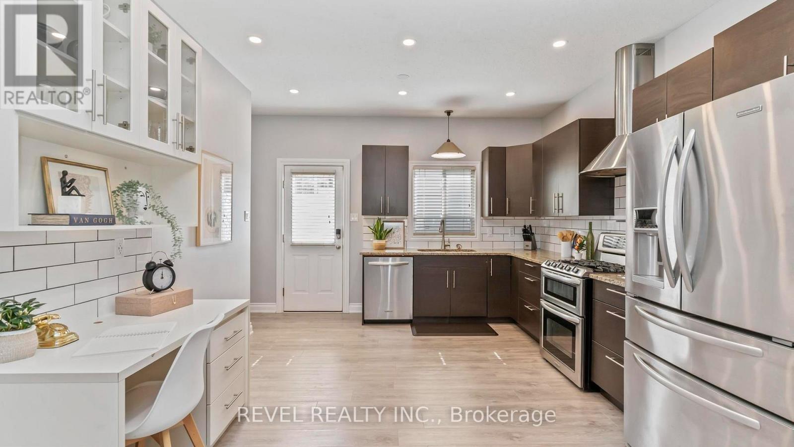 857 CRESTHAVEN CRESCENT - Image 13