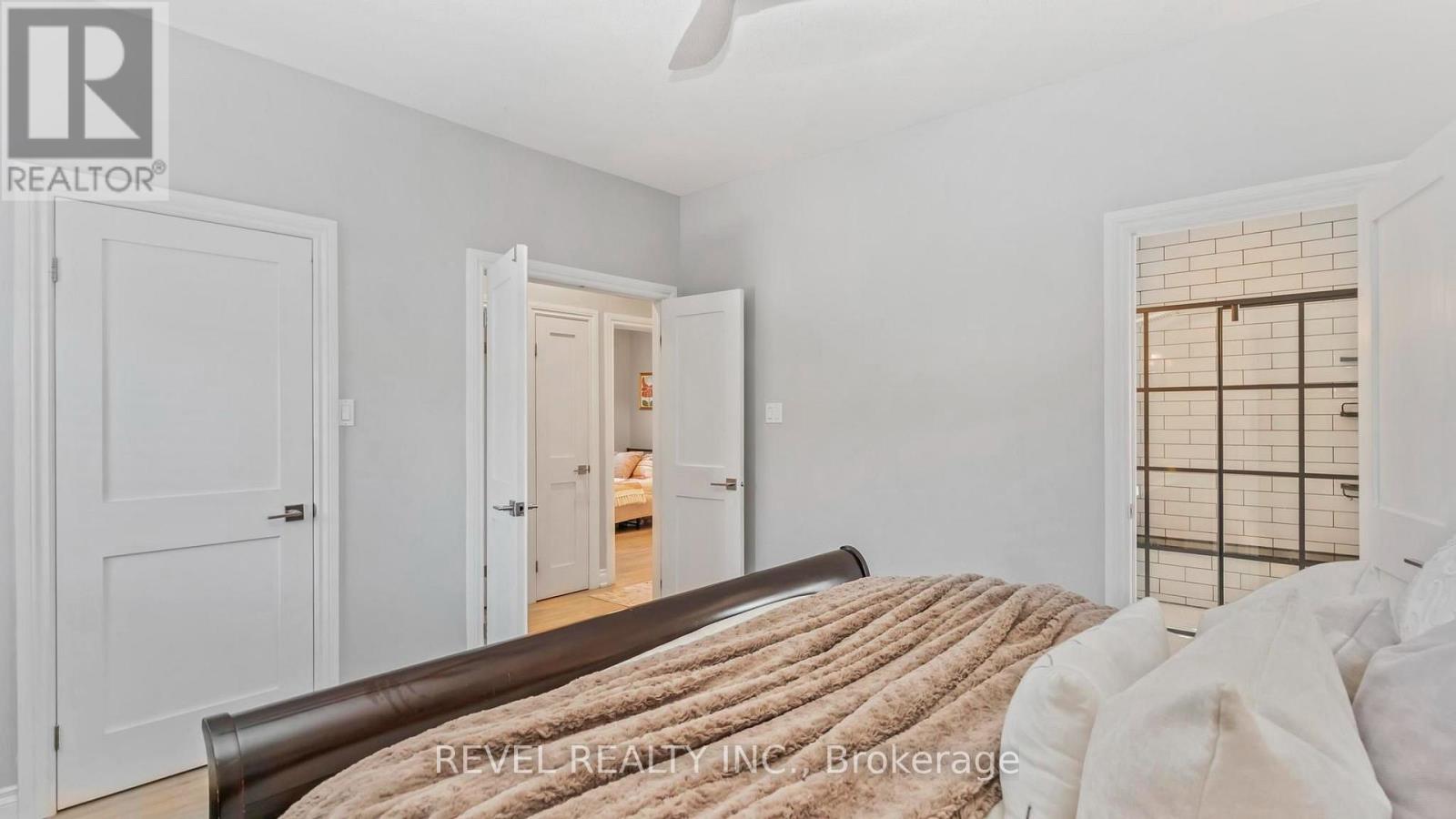 857 CRESTHAVEN CRESCENT - Image 25