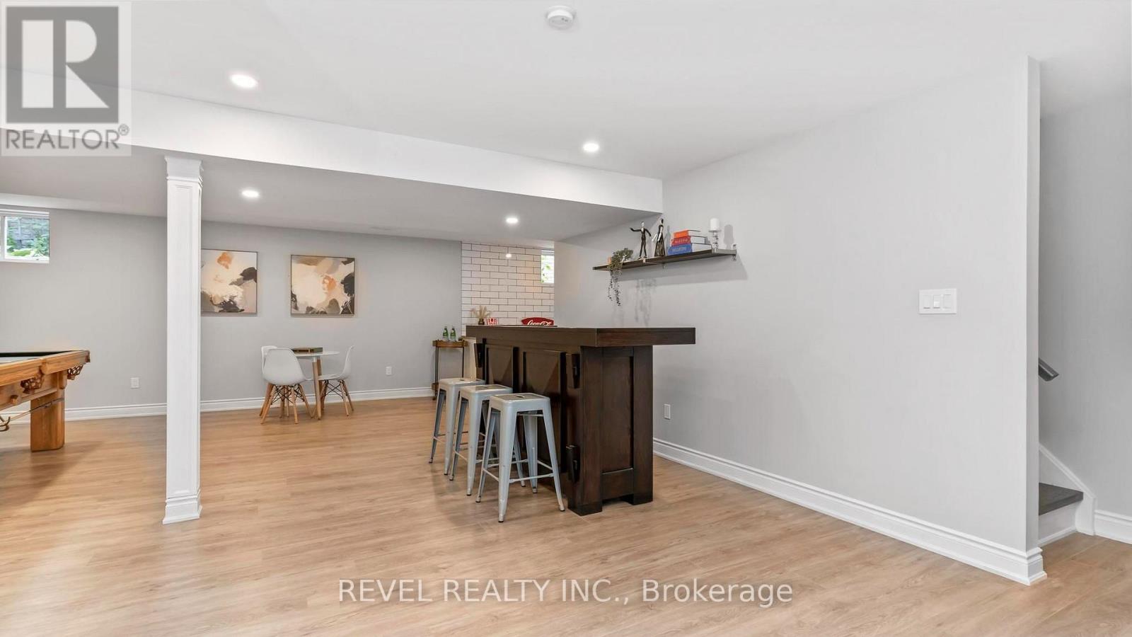 857 CRESTHAVEN CRESCENT - Image 28