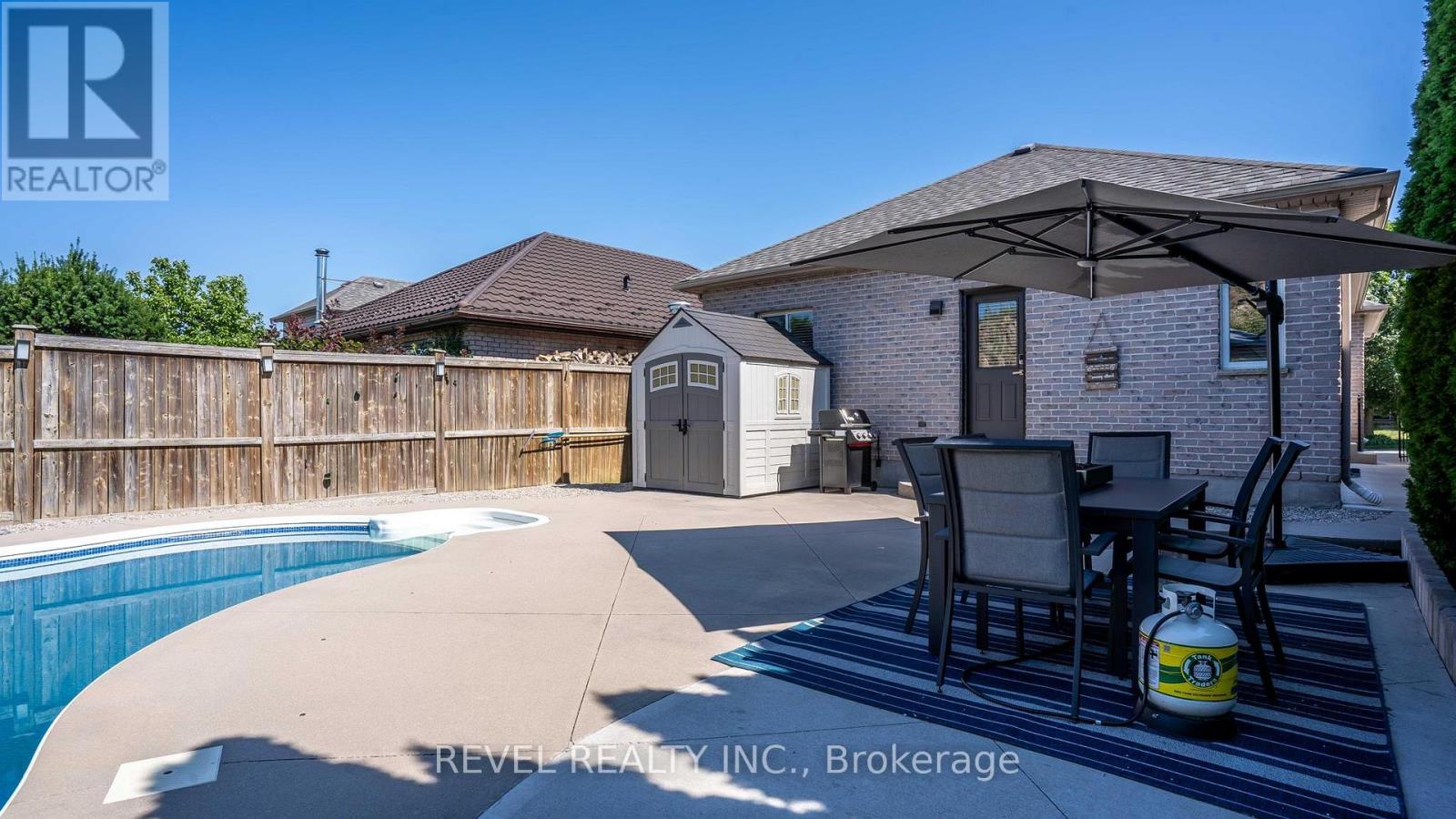 857 CRESTHAVEN CRESCENT - Image 41