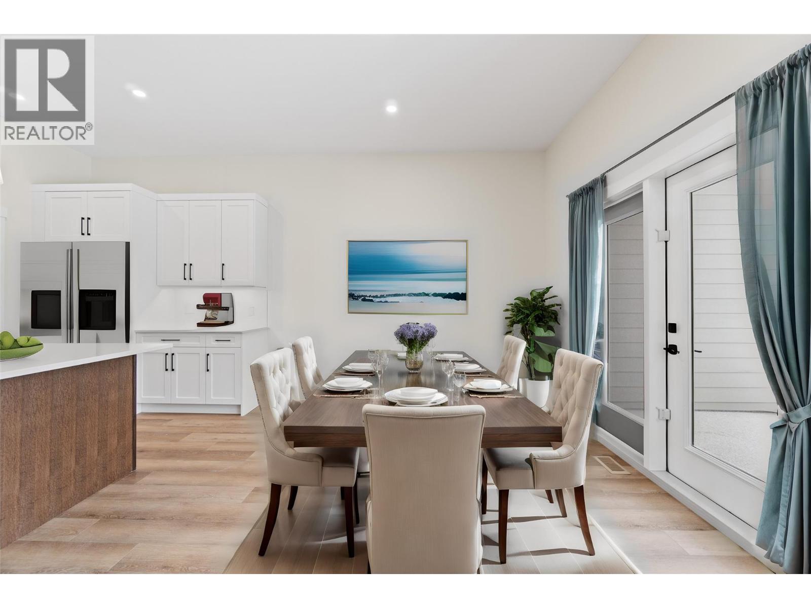 #1 231 20 Street NE - 6