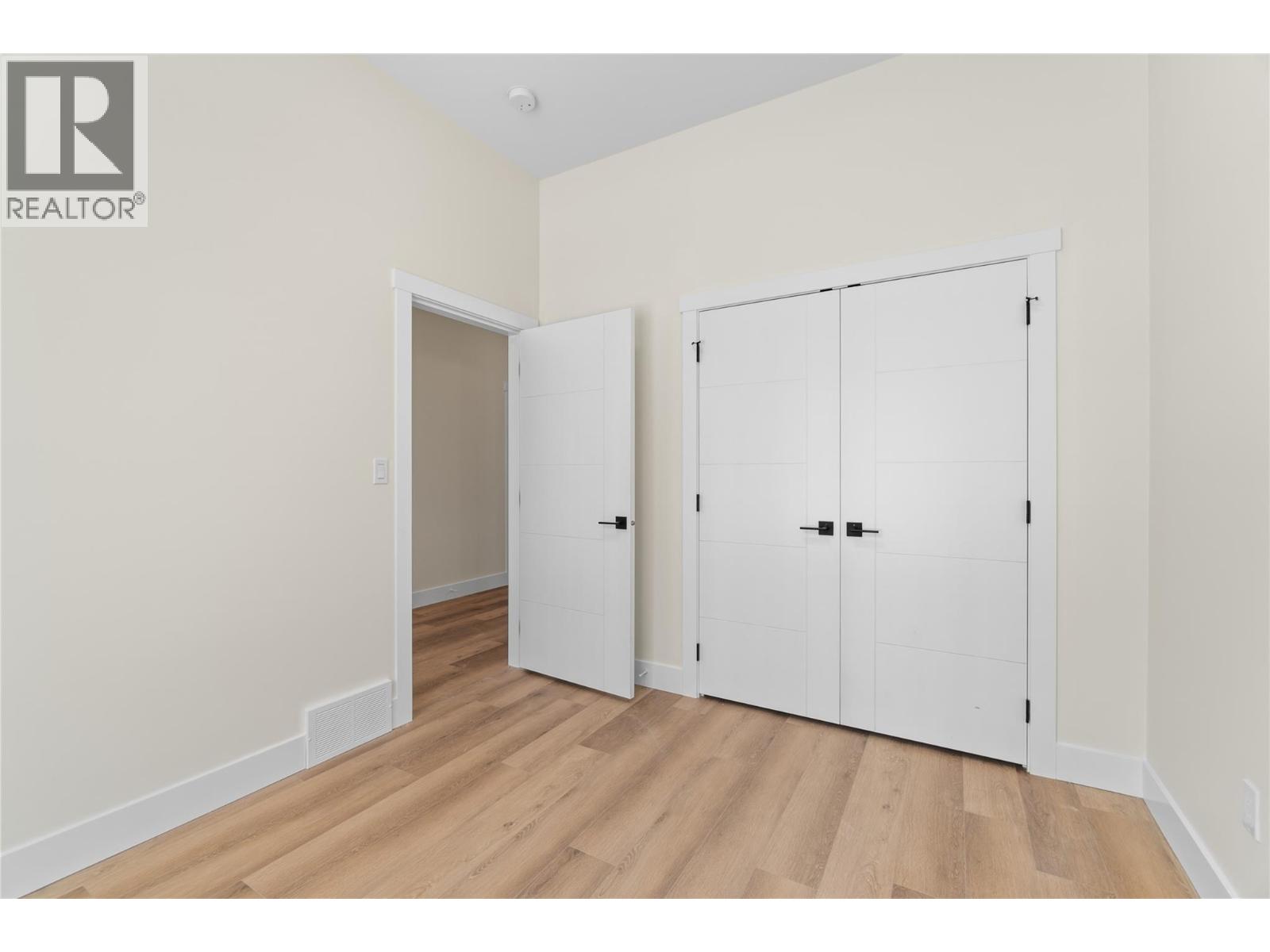 #1 231 20 Street NE - Image 31