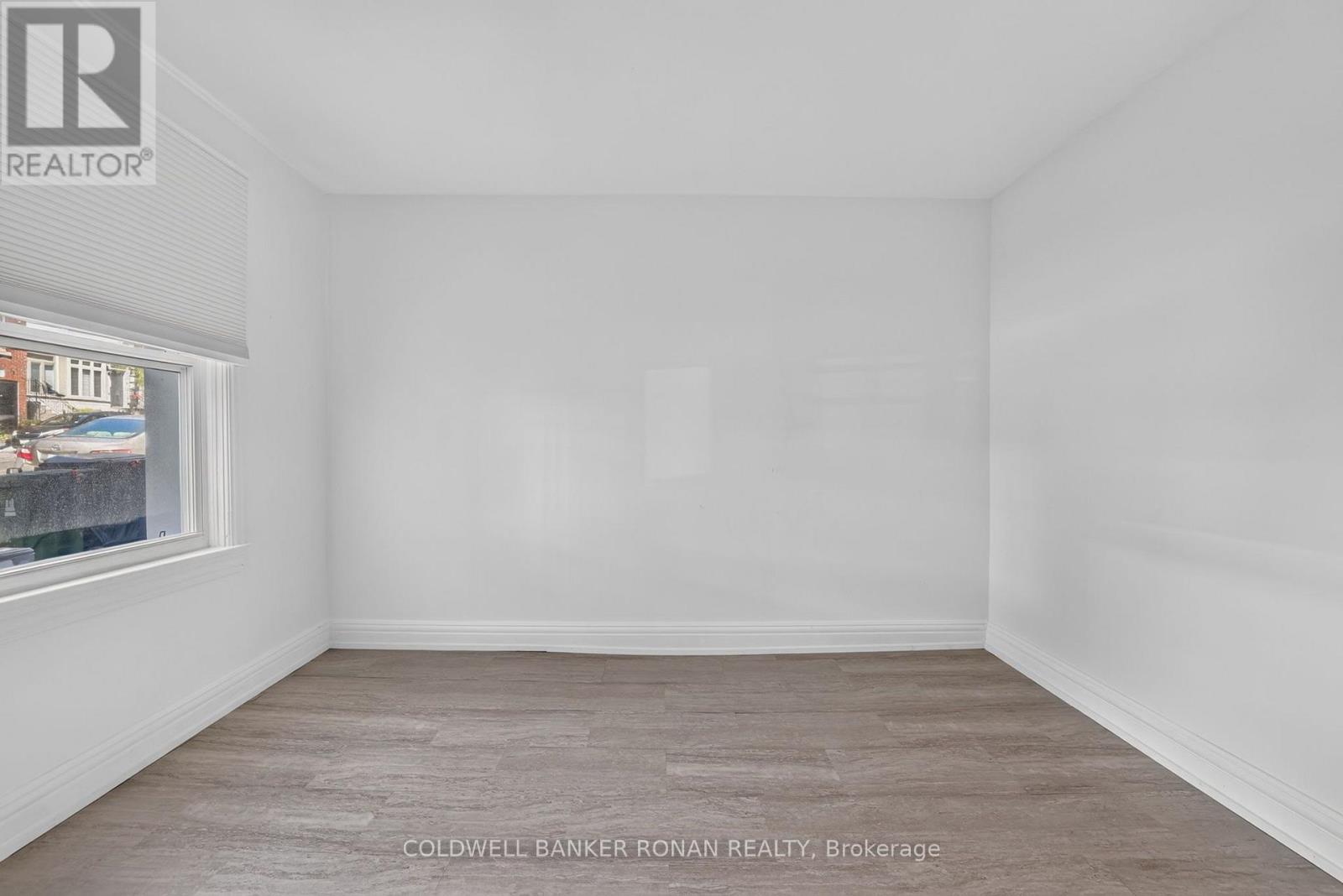 391 JONES AVENUE - 12