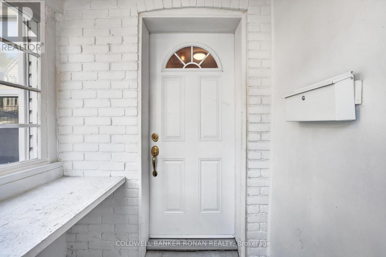 391 JONES AVENUE - 9