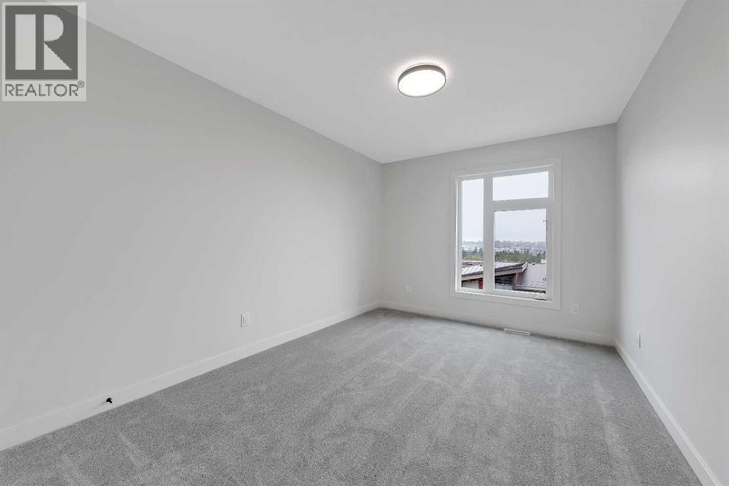 4320 Centre A Street NE - Image 27