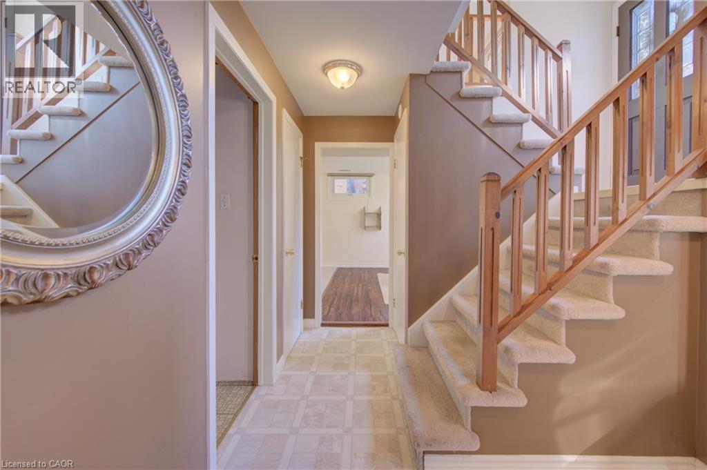 79 GAY Crescent - 15