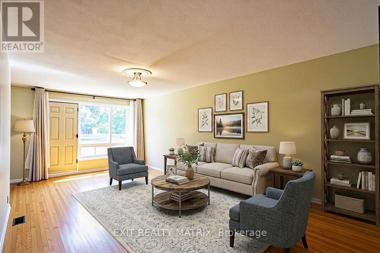 4 Bed, 2 Bath House for Sale in Ottawa – 2064 ST LAURENT BOULEVARD, Ottawa – MLS# X13644898 - Image 16