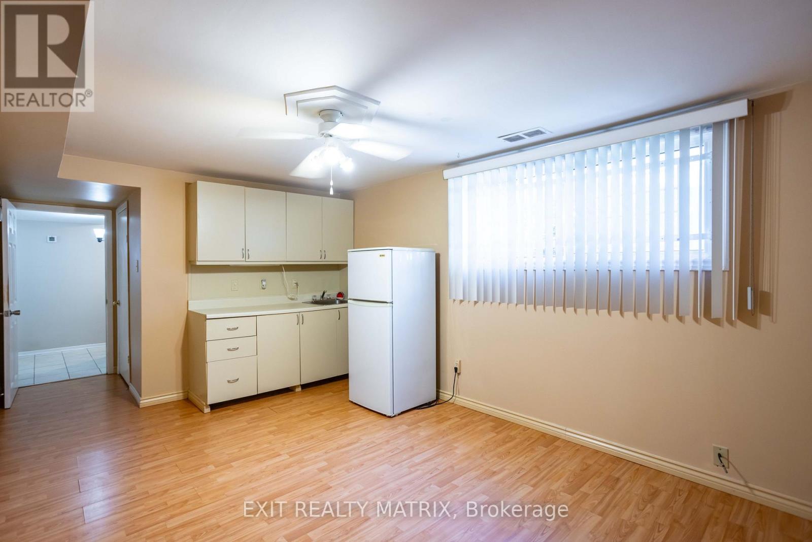 4 Bed, 2 Bath House for Sale in Ottawa – 2064 ST LAURENT BOULEVARD, Ottawa – MLS# X13644898 - Image 36
