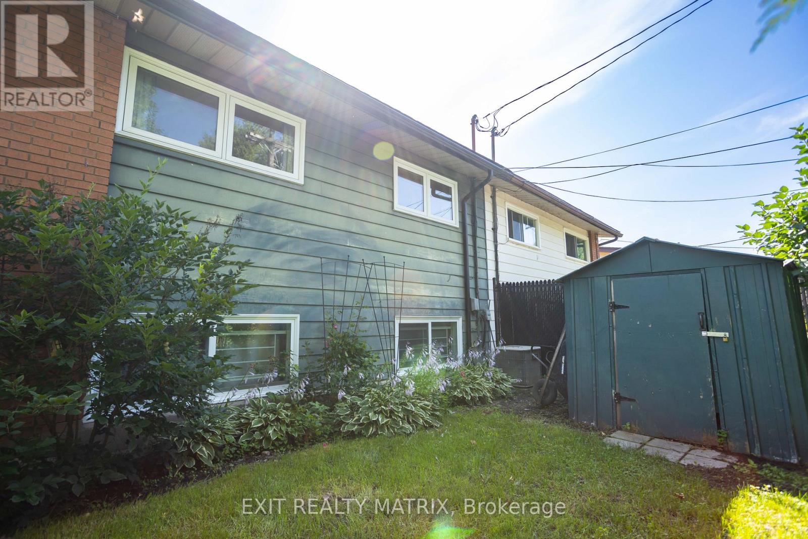 4 Bed, 2 Bath House for Sale in Ottawa – 2064 ST LAURENT BOULEVARD, Ottawa – MLS# X13644898 - Image 41