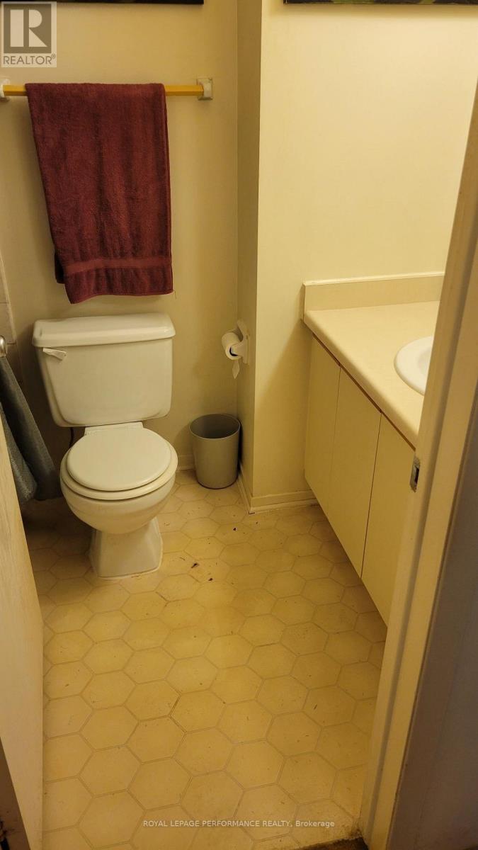 #109 212 VIEWMOUNT DRIVE - 5