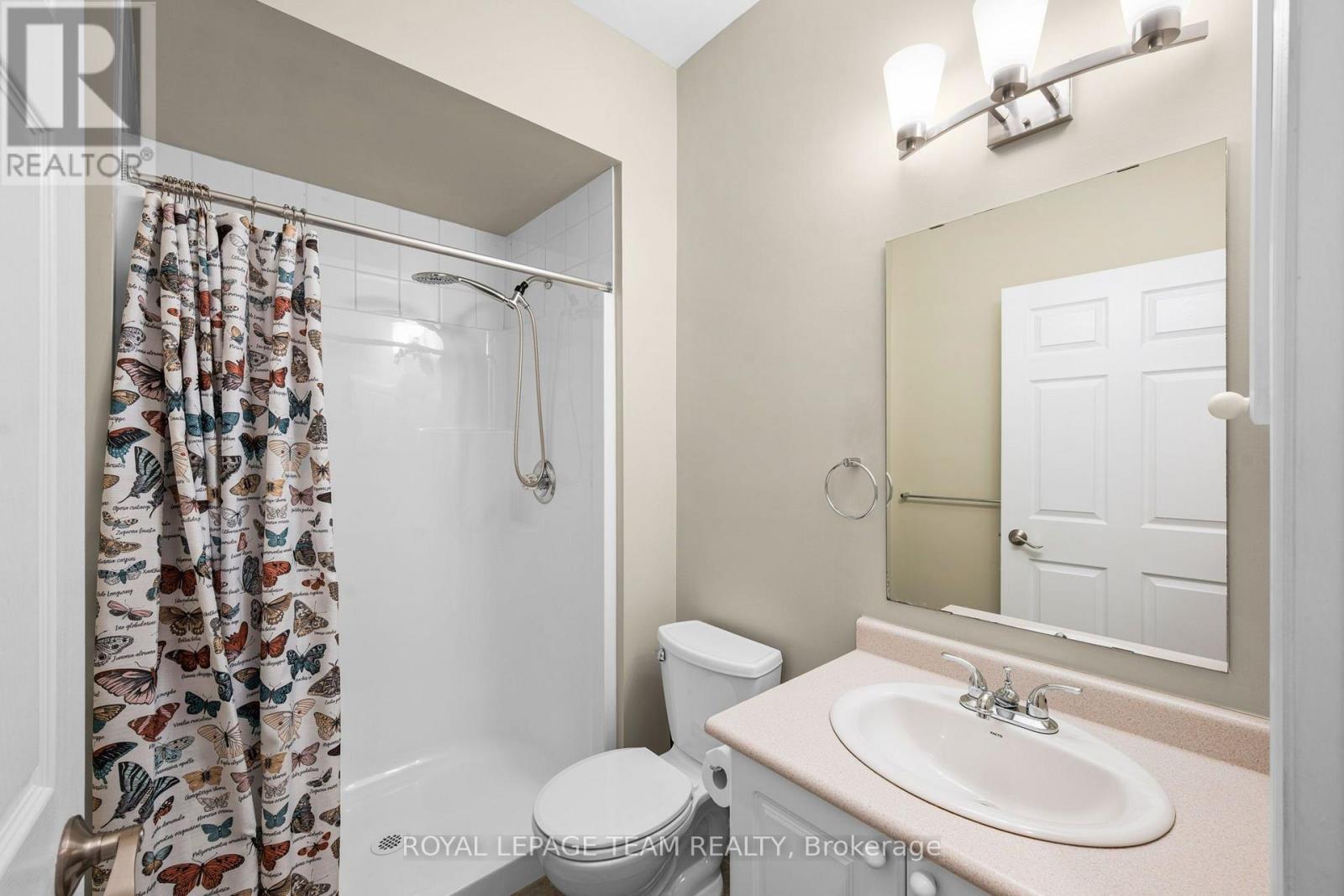 3 Bed, 3 Bath House for Sale in Ottawa – 32 TRUMP AVENUE, Ottawa – MLS# X13644920 - Image 9