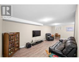 32 Trump Avenue, Ottawa, ON K2C4A7 Photo 34