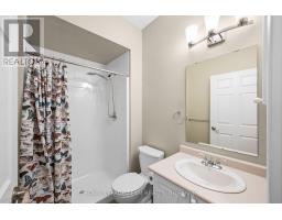 Primary Bedroom - 32 Trump Avenue, Ottawa, ON K2C4A7 Photo 9