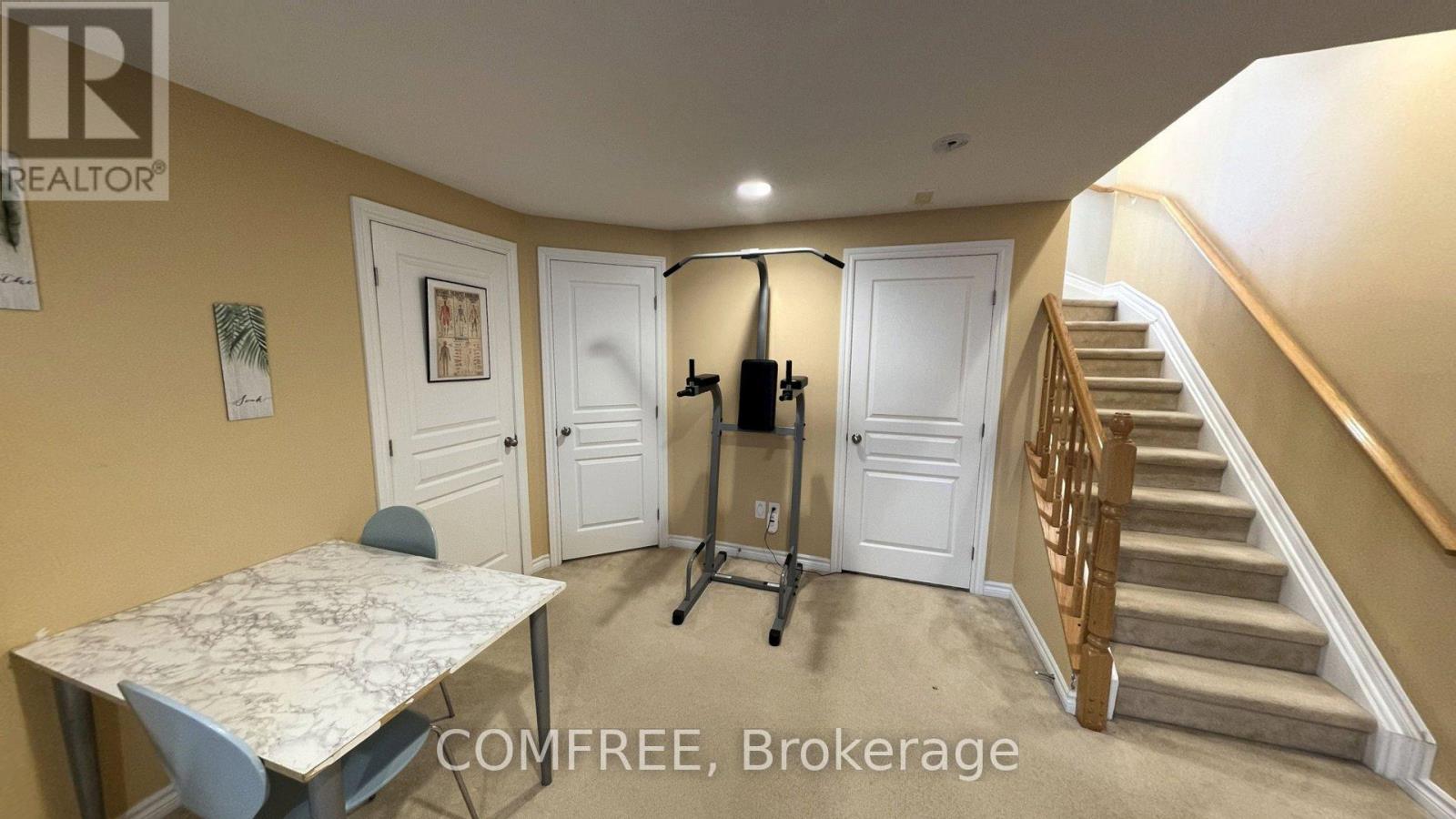 294 WAYMARK CRESCENT - 28