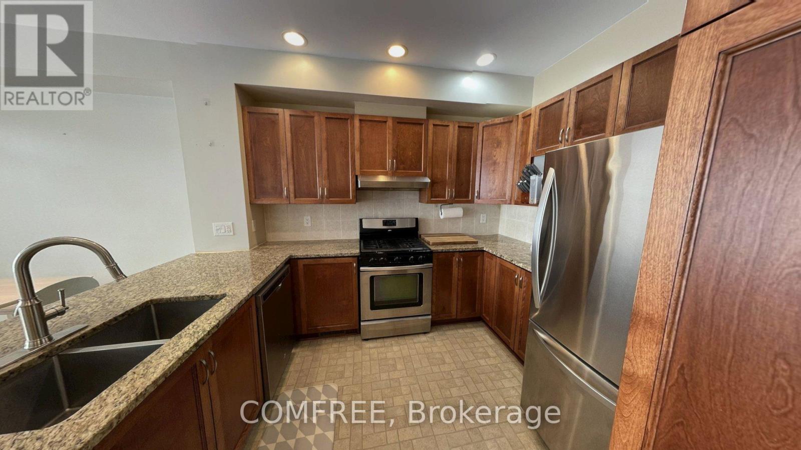 294 WAYMARK CRESCENT - 7