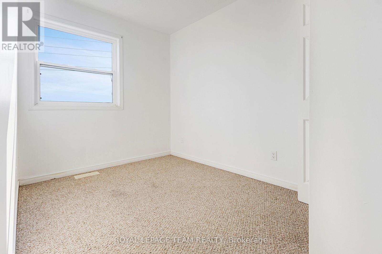 3 Bed, 3 Bath House for Rent in Ottawa – 566 SIMRAN PRIVATE, Ottawa – MLS# X13644988 - Image 16