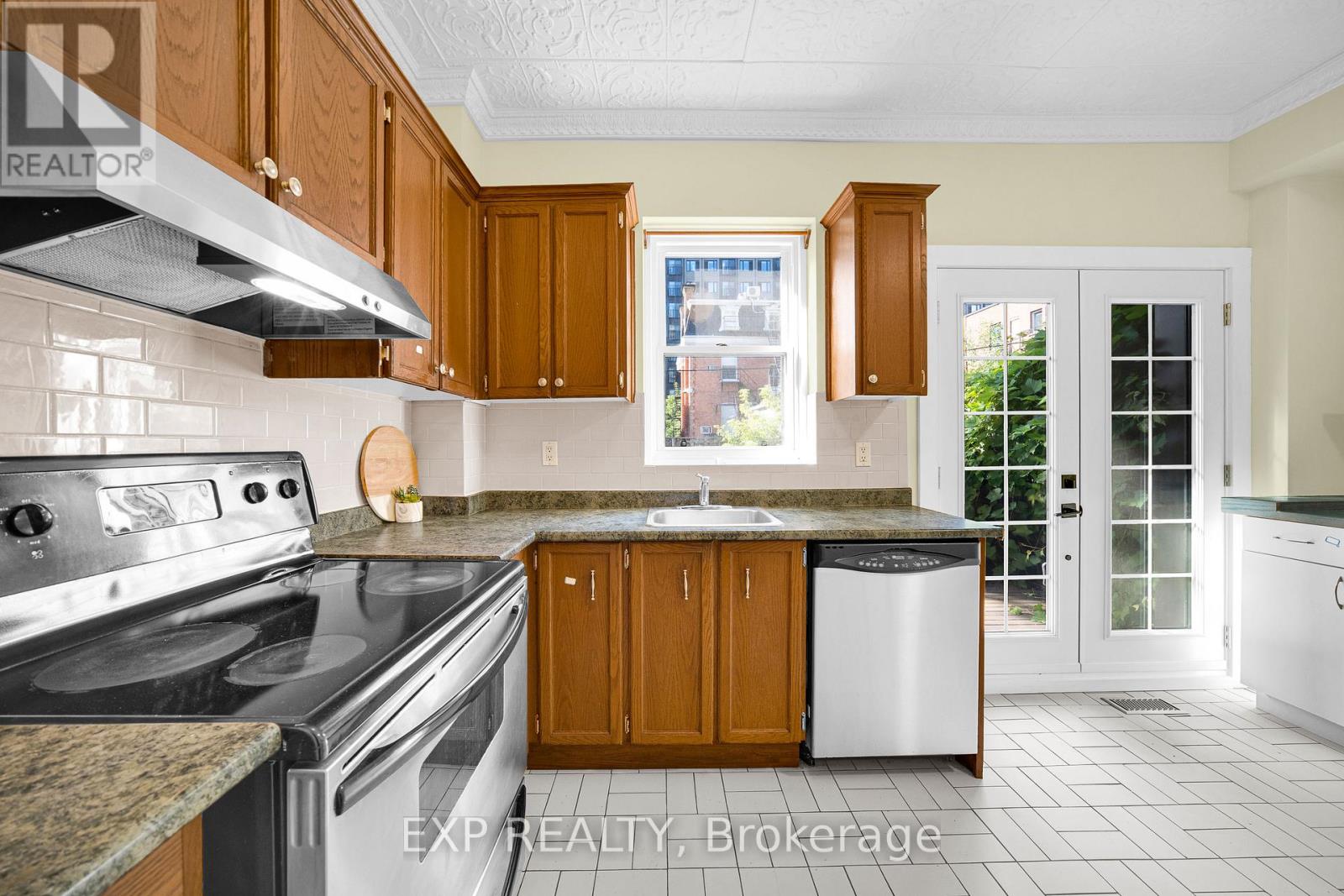 4 Bed, 3 Bath House for Sale in Ottawa – 463 SLATER STREET, Ottawa – MLS# X13645152 - Image 9