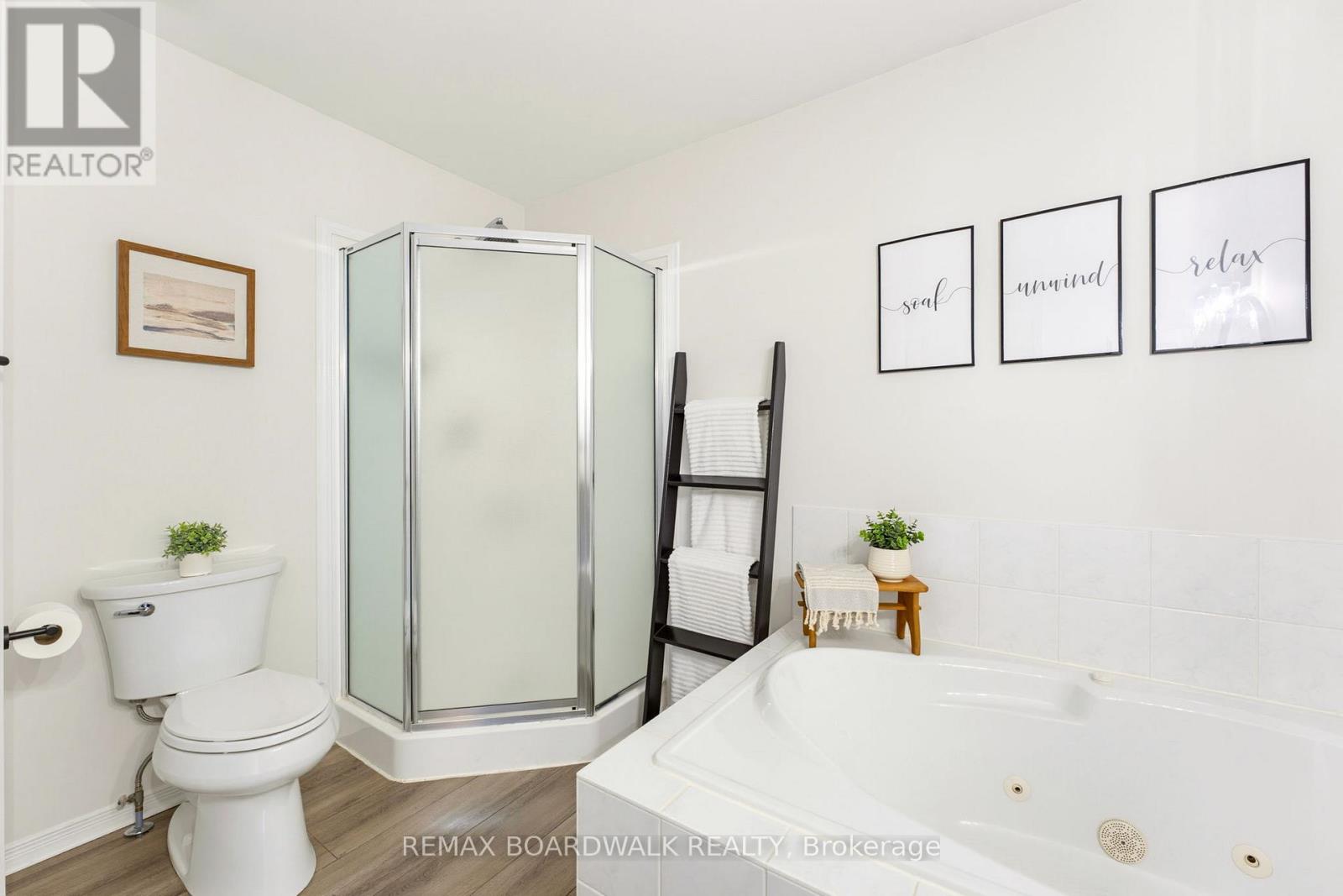 2 Bed, 2 Bath House for Sale in Ottawa – 1474 BONNEVILLE CRESCENT, Ottawa – MLS# X13645252 - Image 37