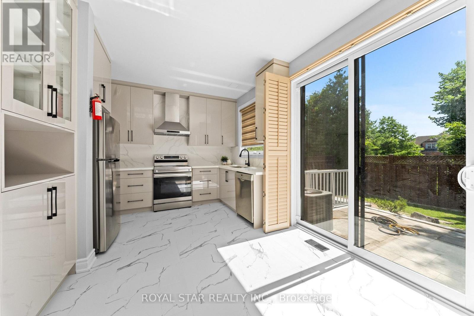 1522 SWANN CRESCENT - Image 19
