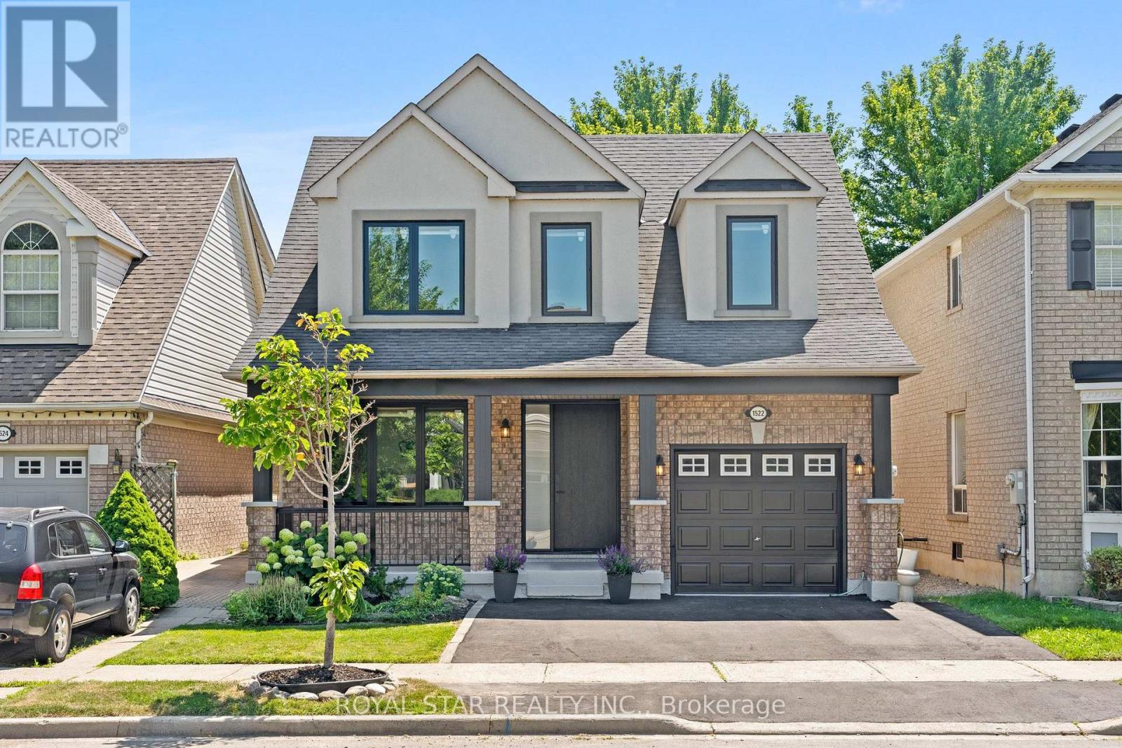 1522 SWANN CRESCENT - 2