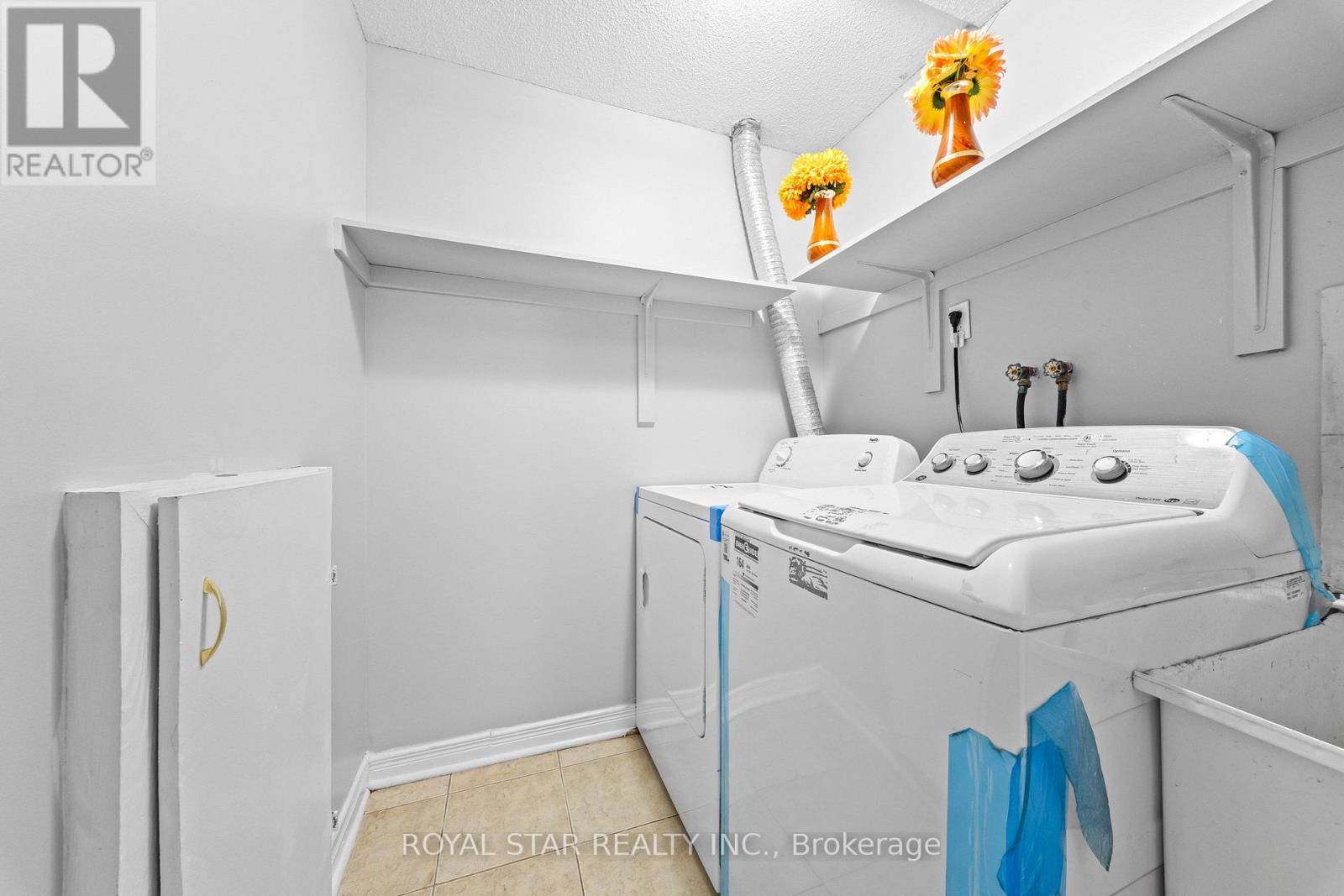 1522 SWANN CRESCENT - Image 41