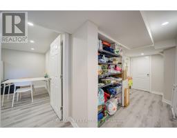 1323 Shamir Crescent, Mississauga, ON L5C1L2 Photo 40