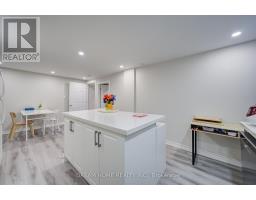 1323 Shamir Crescent, Mississauga, ON L5C1L2 Photo 46