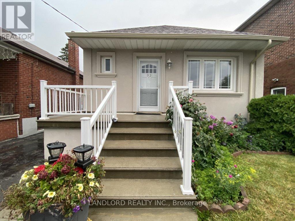 Photo of 92 Holwood Avenue