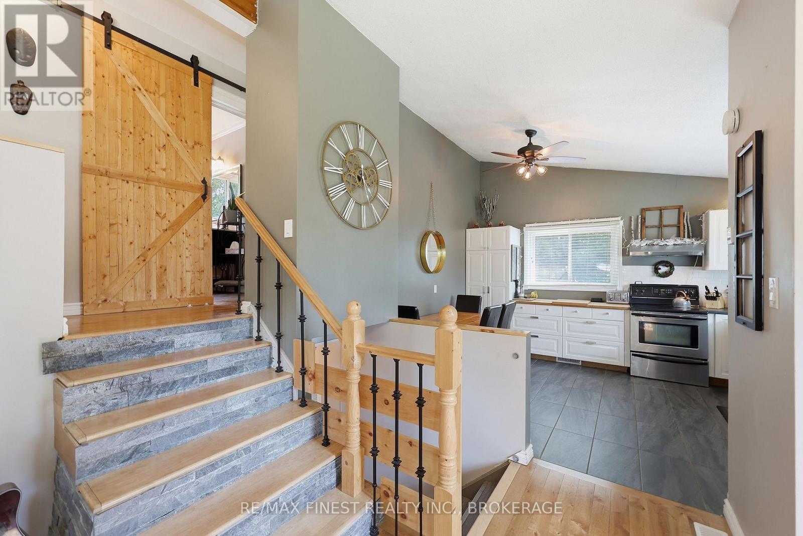 2347 BATTERSEA ROAD - Image 11