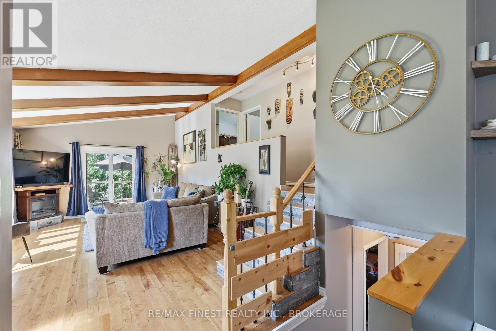 2347 BATTERSEA ROAD - Image 16