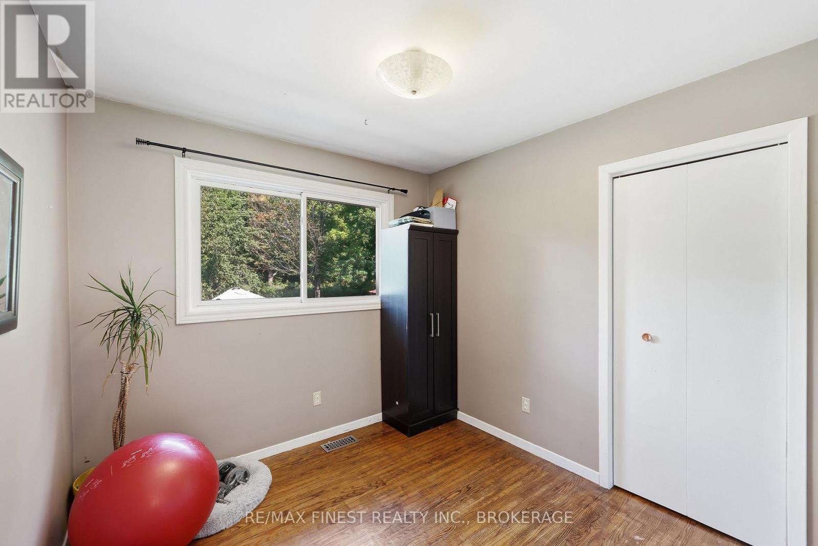 2347 BATTERSEA ROAD - 21