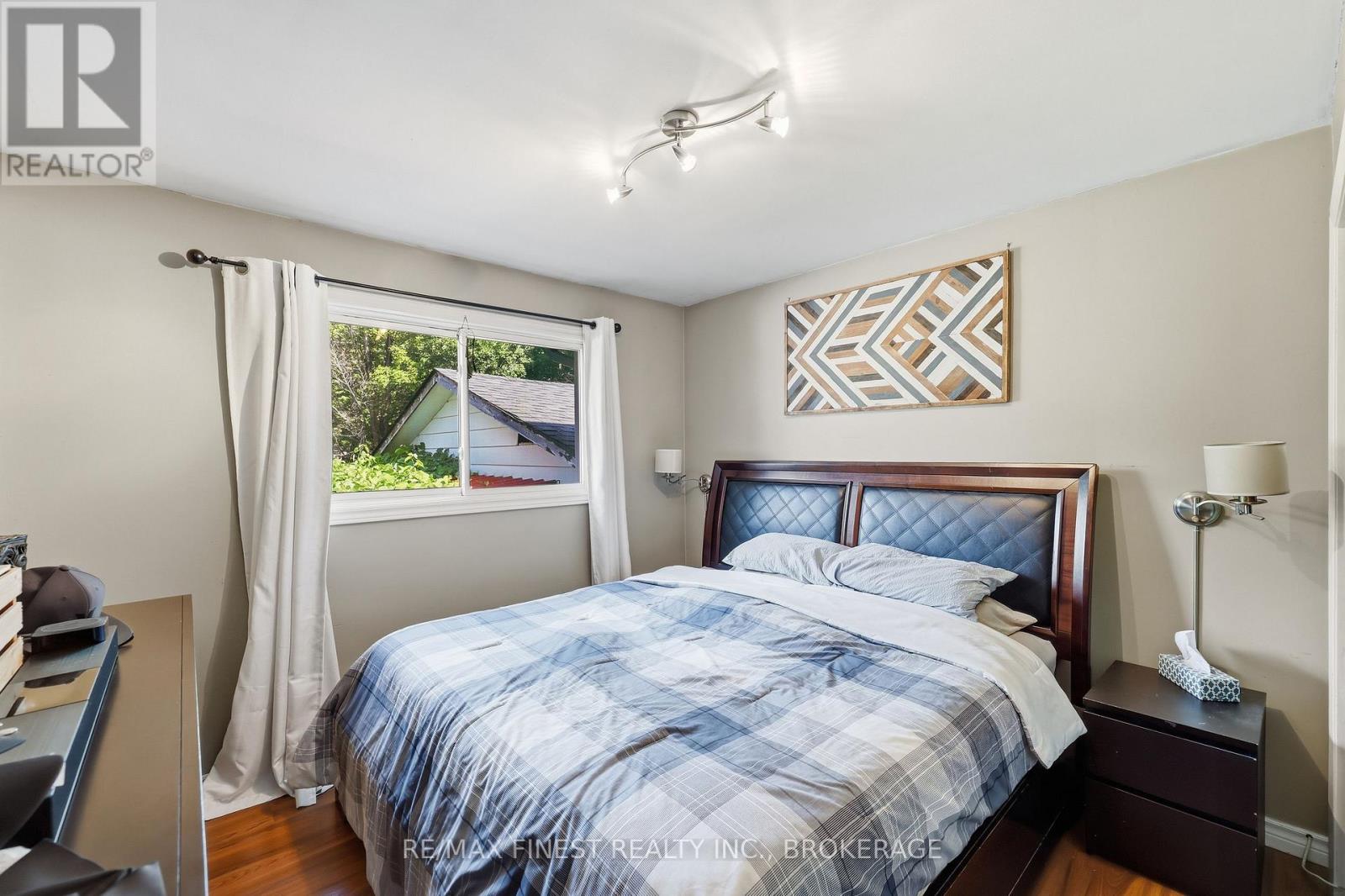 2347 BATTERSEA ROAD - Image 22