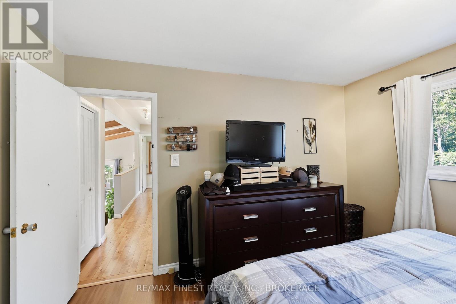 2347 BATTERSEA ROAD - Image 24