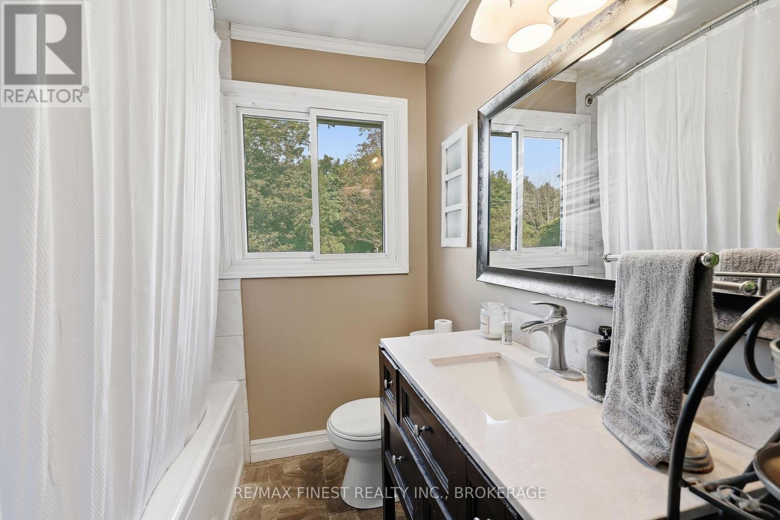 2347 BATTERSEA ROAD - Image 27