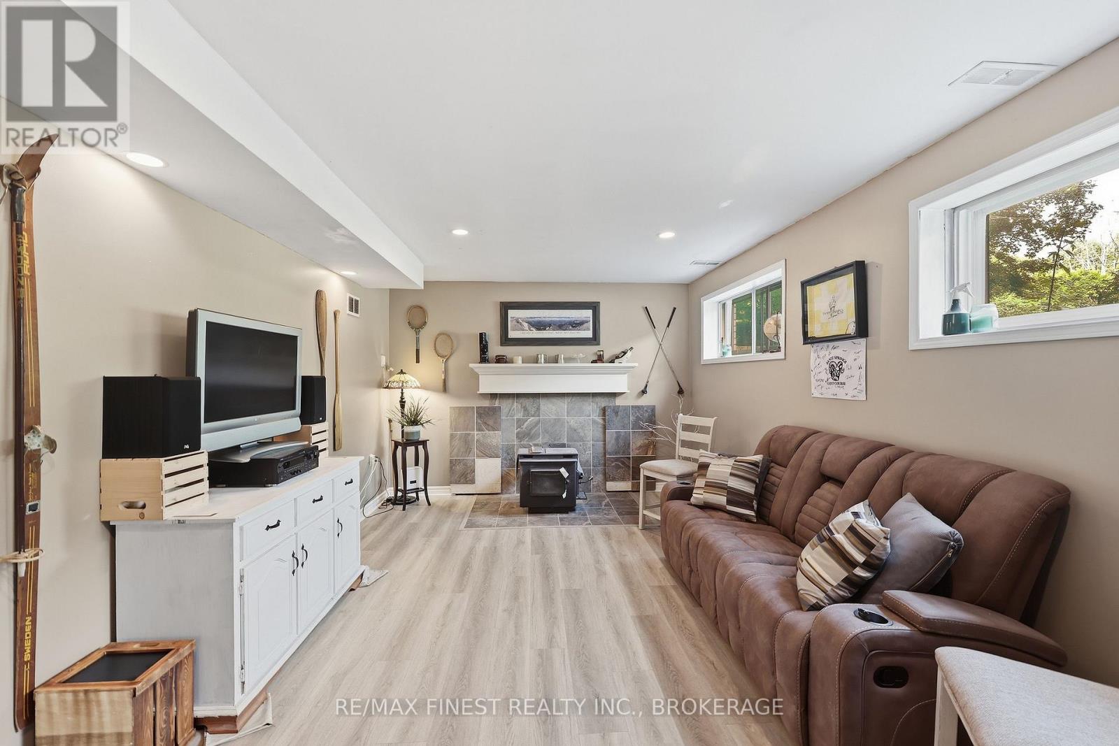 2347 BATTERSEA ROAD - 29
