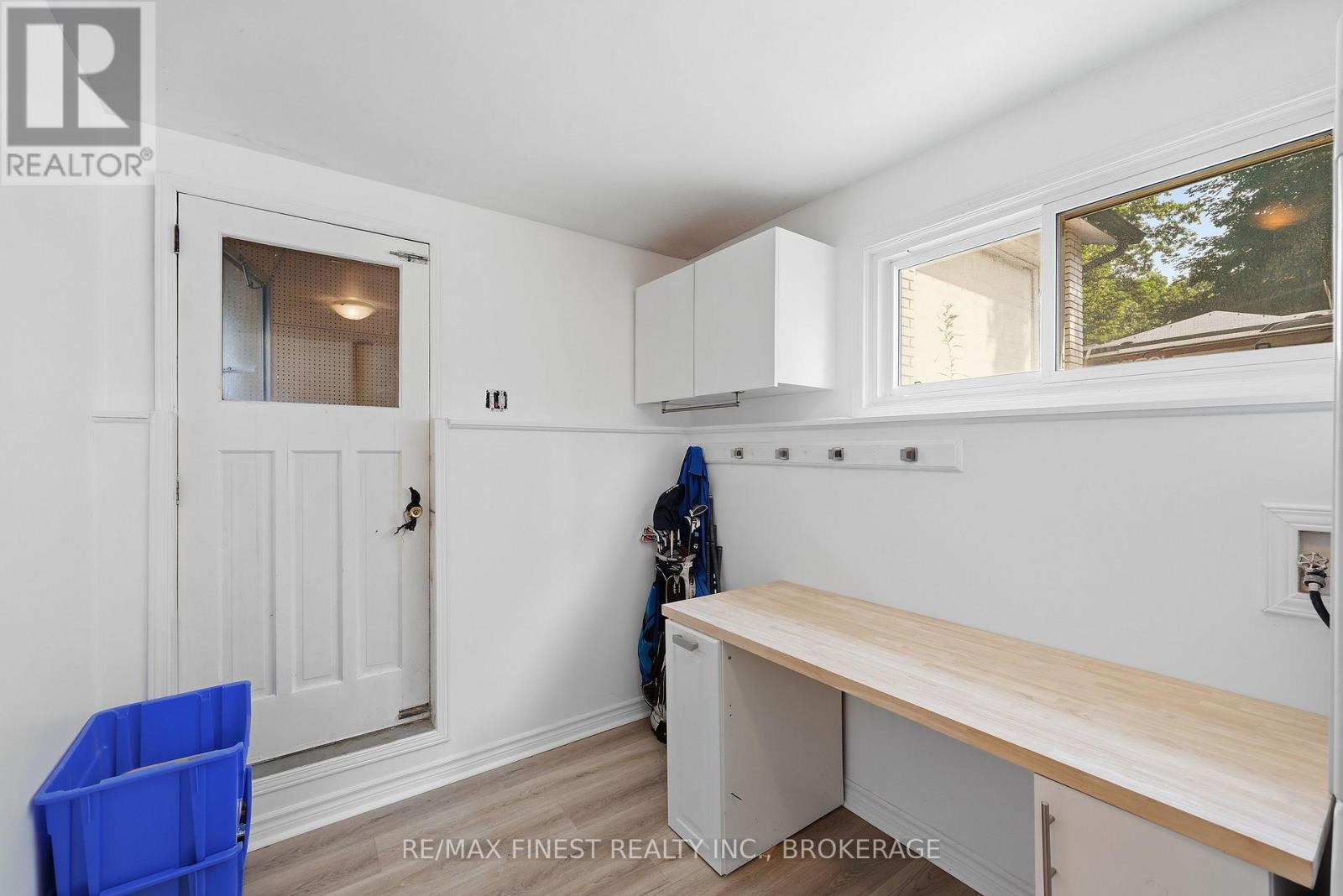 2347 BATTERSEA ROAD - 33