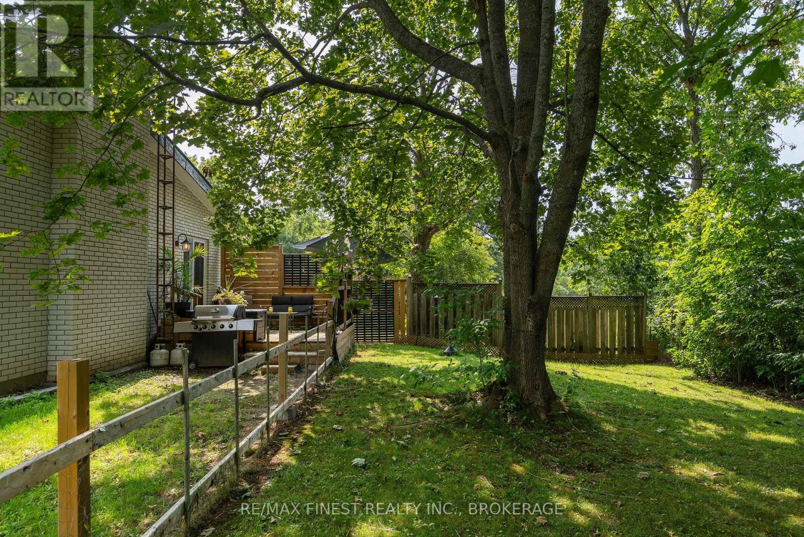 2347 BATTERSEA ROAD - Image 41